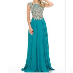 Beautiful Evening/Prom/Formal gown